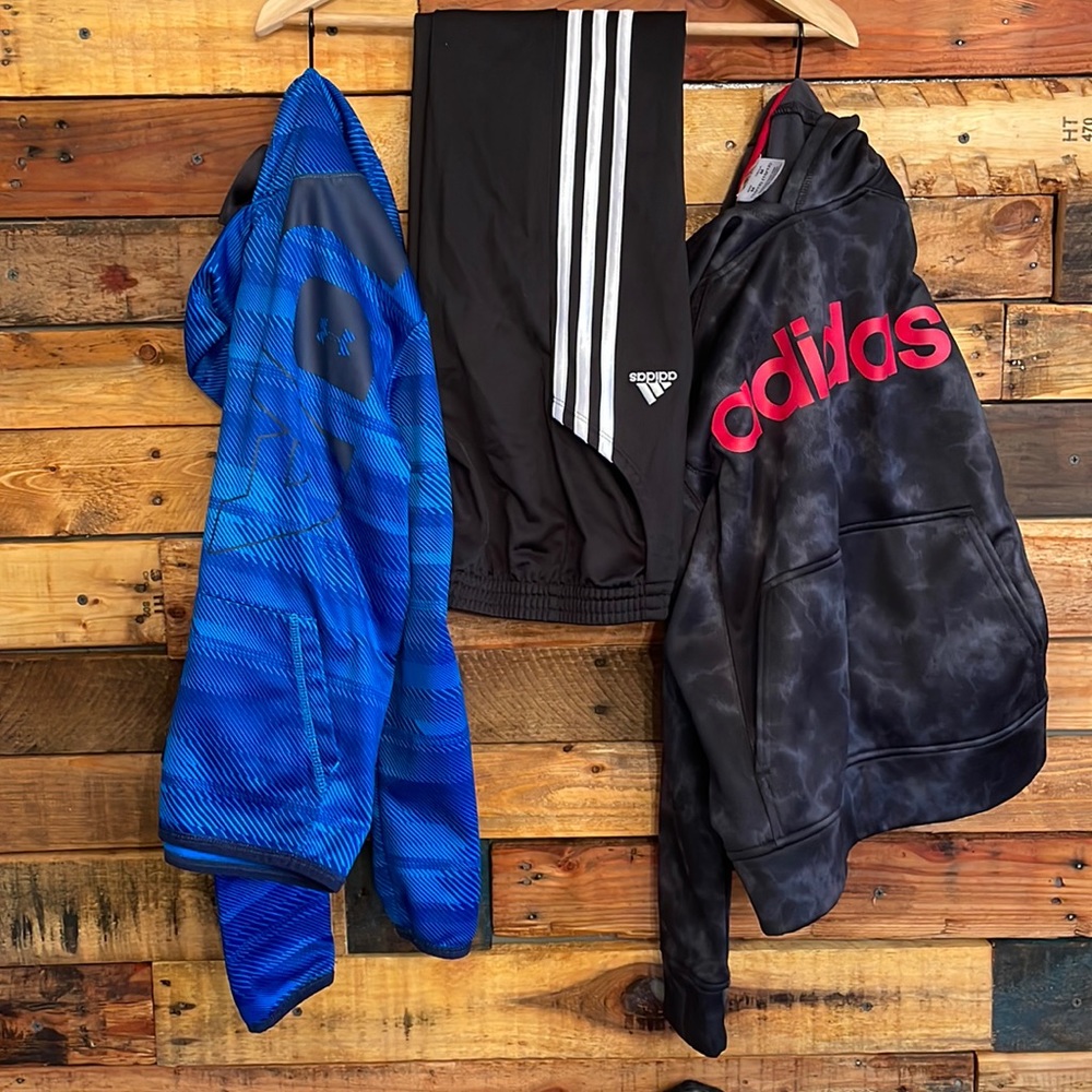Youth Adidas & Under Armour sport bundle YM (10)
